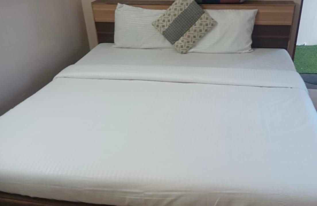 אוטי Hp Hotel - Hotel Pentoz מראה חיצוני תמונה